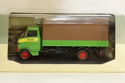 Land Rover Defender 110 Station Wagon 1:18 