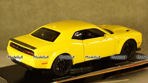 Dodge Challenger SRT Hellcat Wide-Body yellow, 79350, MotorMax 1:24