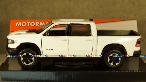 Dodge Ram 1500 Crew Cab Rebel white, 79358, MotorMax 1:24