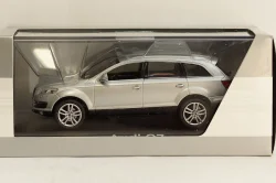 Audi Q7 4,2 FSI Quattro, Schuco 1:43