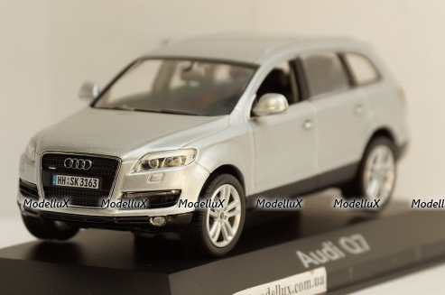 Audi Q7 4,2 FSI Quattro, Schuco 1:43