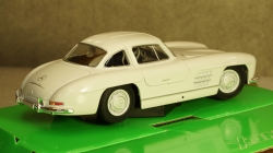 Mercedes 300 SL (W198) white, 24064, Welly 1:24