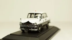 Toyopet Crown Police, Ebbro 1:43