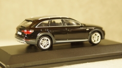 Audi A4 Allroad Quattro black-metallic, 5011504613, Spark 1:43