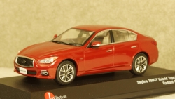 Nissan Skyline 350GT Hybrid V37/ Infiniti Q50 S Hybrid 2013 radiant red, 85002RD, J-Collection 1:43