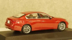 Nissan Skyline 350GT Hybrid V37/ Infiniti Q50 S Hybrid 2013 radiant red, 85002RD, J-Collection 1:43