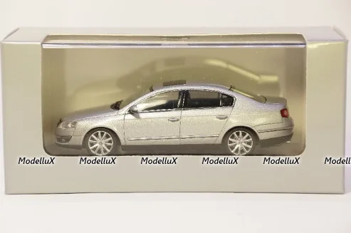 BMW M5 (F10) 2011 1:18