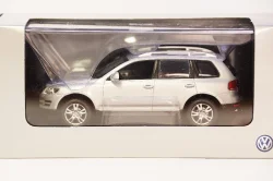 BMW M5 (F10) 2011 1:18