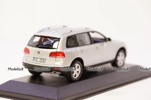 BMW M5 (F10) 2011 1:18