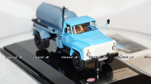 АНМ-53А Ассенизаторная машина на шасси Газ-53А 1989 г. Голубой/серый, 105327,  DiP Models 1:43