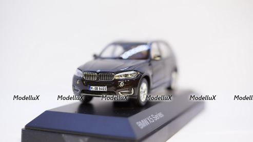 BMW X5 Series F 15, Paragon 1:43