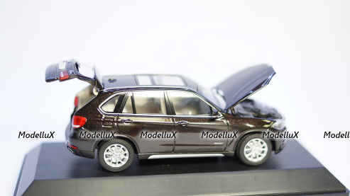 BMW X5 Series F 15, Paragon 1:43
