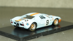 Ford GT 40 Gulf #9 Winner 24h LeMans 1968 Rodriguez, Bianchi, Spark 1:43