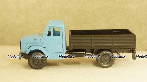 Зил 4331 бортовой синий/черный, з-д Вега 1:43