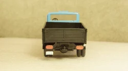 Зил 4331 бортовой синий/черный, з-д Вега 1:43