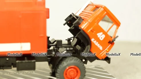 Камаз 4310 АР2 пожарный в боксе 11.1992, 1:43