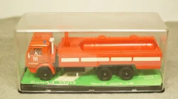 Камаз 53212 АП пожарный в боксе 03.1992, 1:43