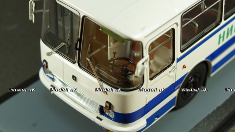 ЛАЗ 695Н бело-голубой, 04016A, Classicbus 1:43 