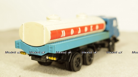 Камаз 53212 Молоко, 1:43