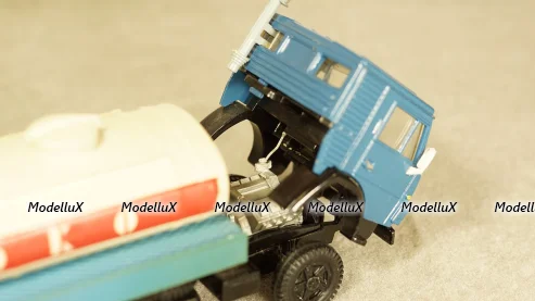 Камаз 53212 Молоко, 1:43