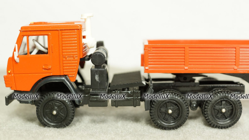 Камаз 5410 борт красный, 1:43