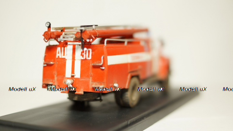Газ - 53А  АЦ-30 со следами эксплуатации, Modellux 1:43