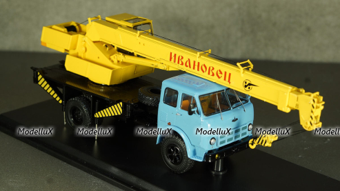 Автокран МАЗ-500А КС-3571, SSM1415 1:43