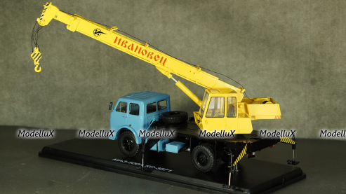 Автокран МАЗ-500А КС-3571, SSM1415 1:43