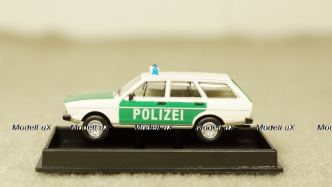 Volkswagen Passat Variant Polizei (D), Brekina 1:87 