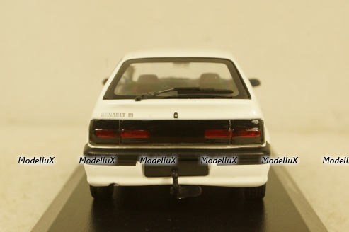 ЗИС-110Б, 111025, DiP Models 1:43