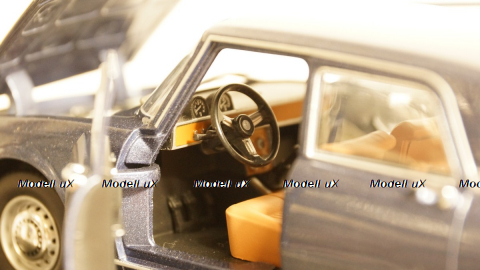 Alfa Romeo 1750 Berlina 1968, Leo Models 1:24