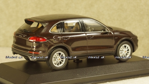 Porsche Cayenne E2 II Diesel (958) 2014 dark brown, WAP0200030E, Minichamps 1:43