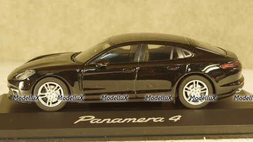 Porsche Panamera 4 (2. Generation) 2017 black, Herpa 1:43