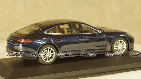 Porsche Panamera 4S diesel (2. Gen.) 2016 dark blue, Herpa 1:43