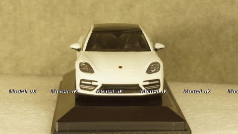 Porsche Panamera Turbo S E-Hybrid Executive G2 white, Herpa 1:43