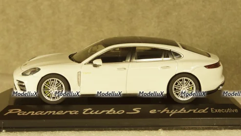 Porsche Panamera Turbo S E-Hybrid Executive G2 white, Herpa 1:43