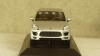 Porsche Macan 2013 rhodium silver, Minichamps 1:43