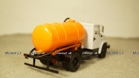 ЗИЛ 4333 КО-520, арт. 101878, АИСТ 1:43