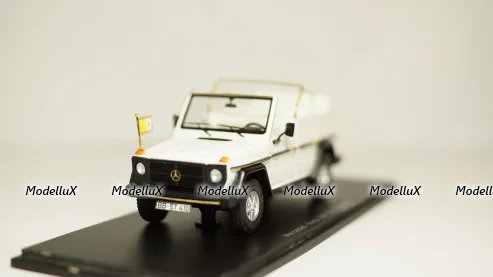Mercedes Benz G 230 Papamobille, Spark 1:43