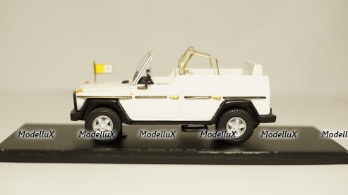 Mercedes Benz G 230 Papamobille, Spark 1:43