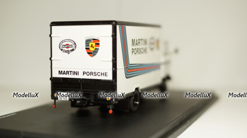 Mercedes Benz LP 608 Koffer LKW Martini Racing, Schuco 1:43