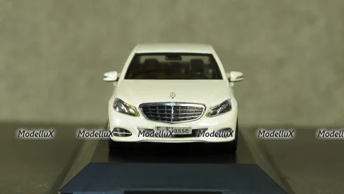 Mercedes E300 W212 2013 white, IScale 1:43