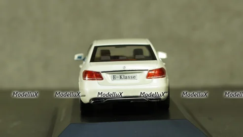 Mercedes E300 W212 2013 white, IScale 1:43