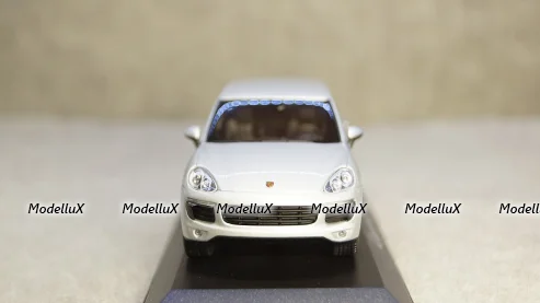 Porsche Cayenne (958) year 2014 silver, Minichamps 1:43