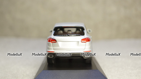 Porsche Cayenne (958) year 2014 silver, Minichamps 1:43