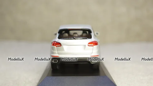 Porsche Cayenne (958) year 2014 silver, Minichamps 1:43