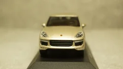 Porsche Cayenne Turbo (958) year 2014 gold, Minichamps 1:43