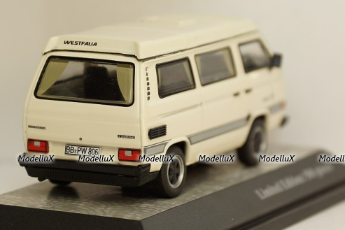 Porsche B32 Bus California