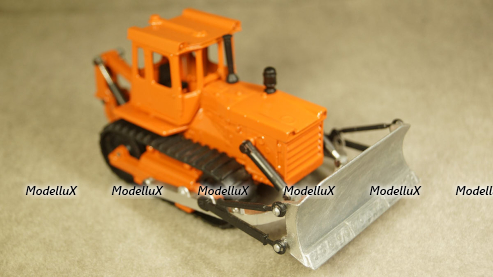 Т-2 оранжевый, 1:43