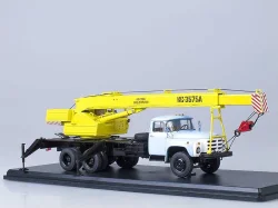 ЗИЛ 133 Автокран, голубой/желтый SSM1108